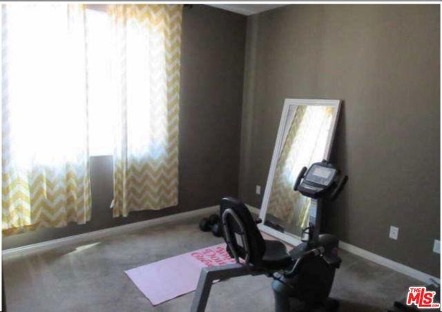 9644 Pine Orchard St - Photo 3 of 8