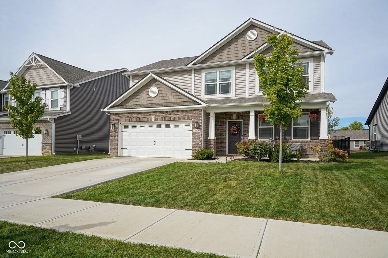 6810 Birmingham Avenue - Photo 2 of 44