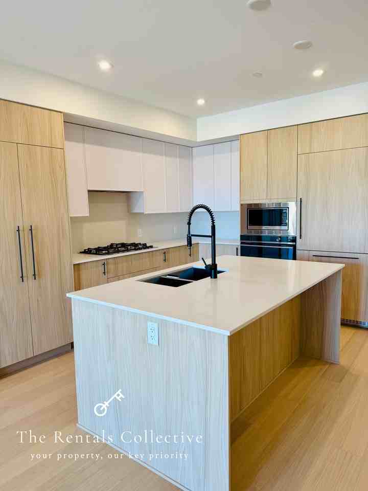 9654 Benchland Drive #406 - Photo 3 of 20