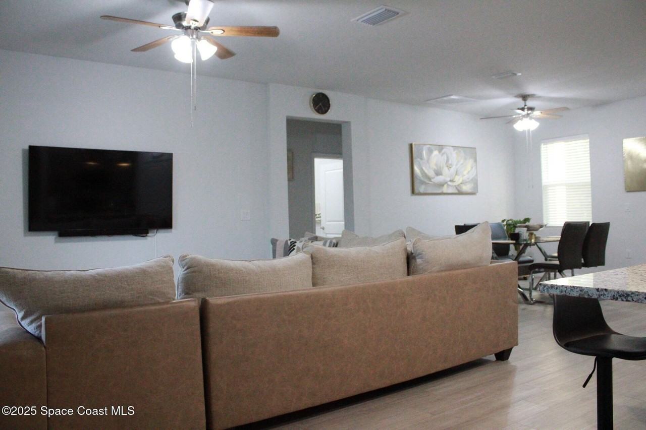 843 Sorrel St Nw - Photo 6 of 8