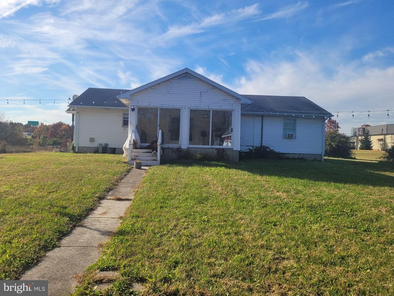 8561 Veterans Highway - Photo 7 of 28