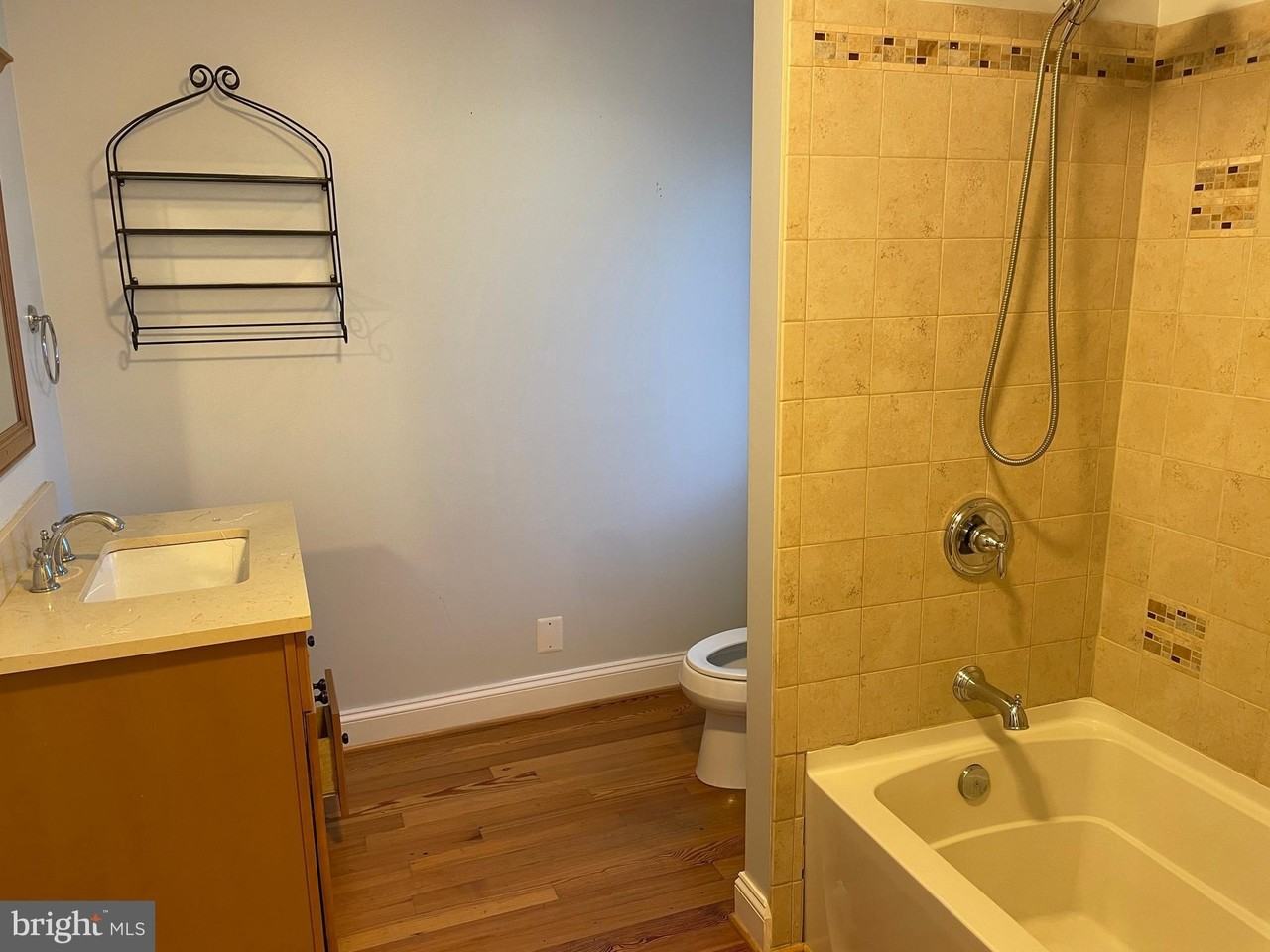 6270 Davis Rd - Photo 6 of 10