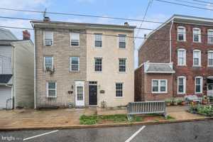 featured image of 363 Spring Mill Ave