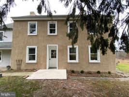 featured image of 2063 Hill Rd Unit B #B