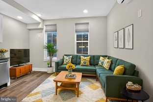 1924 N Front St Unit 204 #204 - Photo 1 of 1