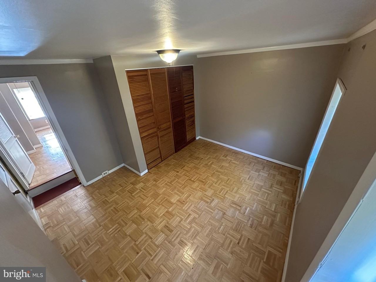 451 E Wildey St - Photo 3 of 19