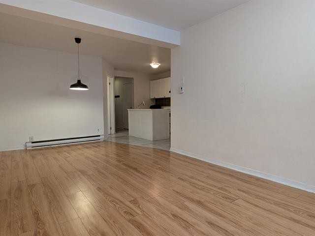 5076 Rue Sainte-Marie #1 - Photo 4 of 16