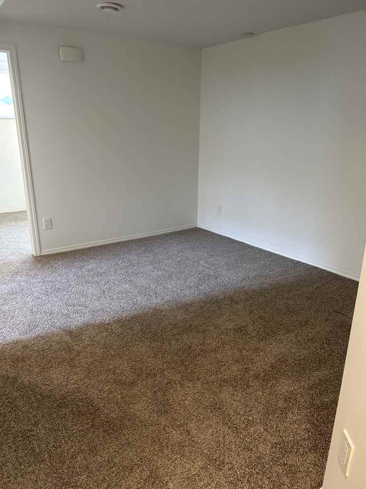 11935 46 St Nw Bsmt - #BSG4 - Photo 6 of 10