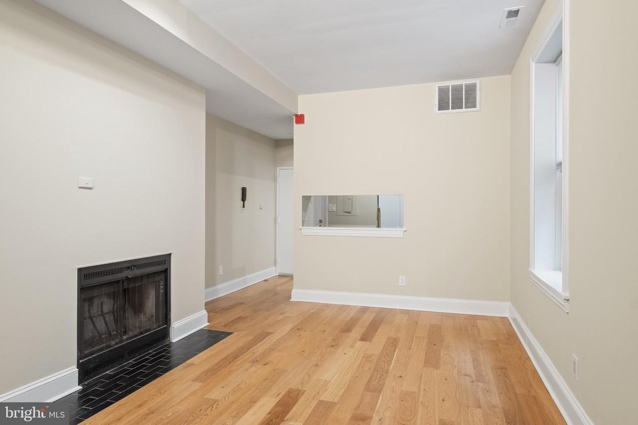 1716 Wallace St Apt 202 #202 - Photo 5 of 12