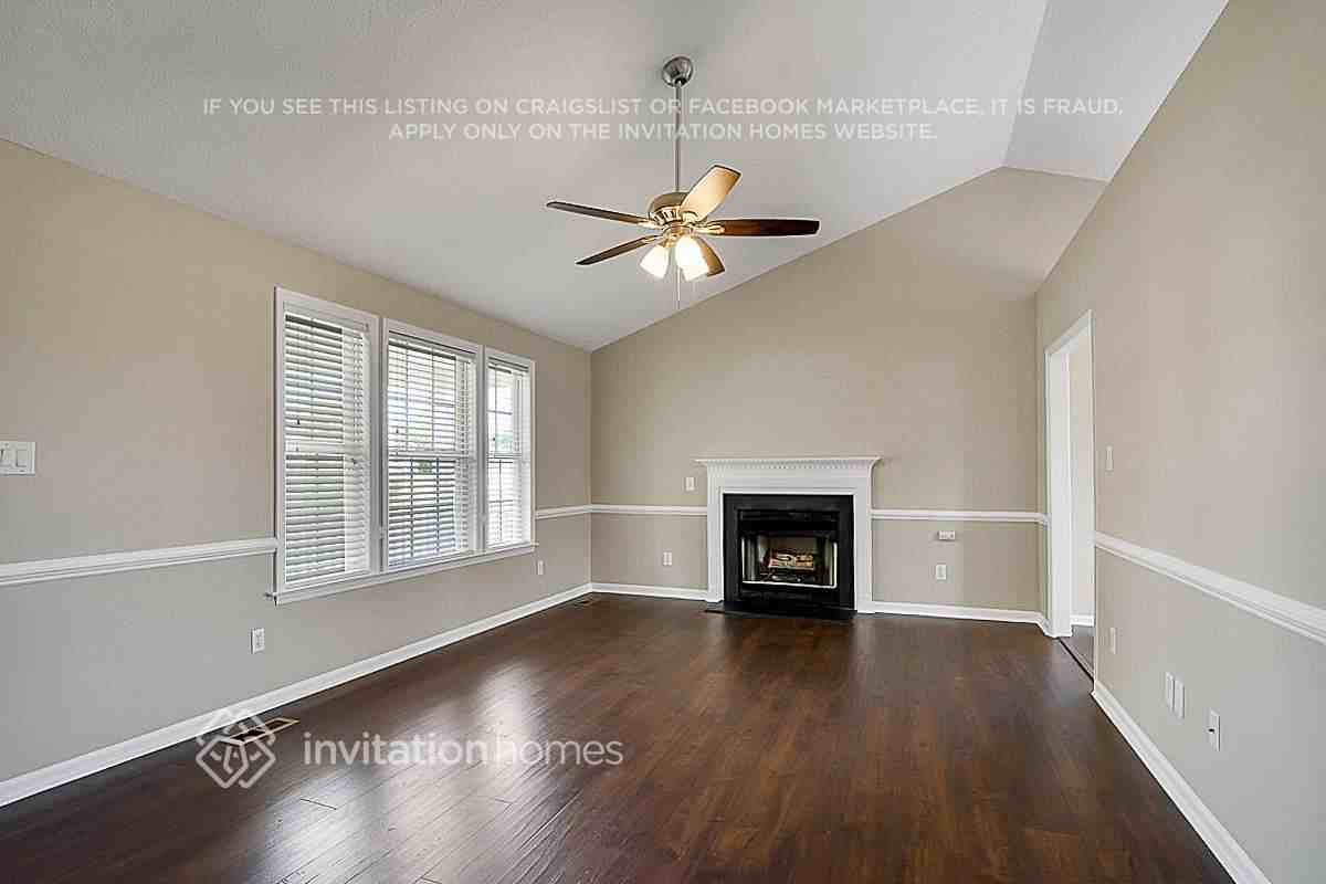 105 Arthur Drive - Photo 5 of 25