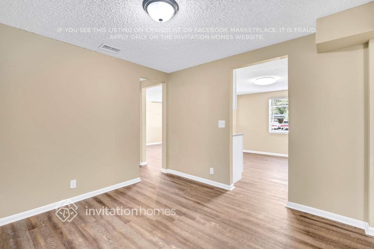 6968 Delisle Drive - Photo 3 of 14