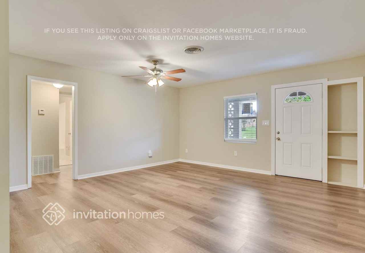 5915 Westbury Dr - Photo 3 of 21