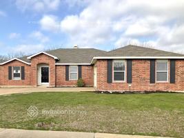 featured image of 1931 Melrose Ln