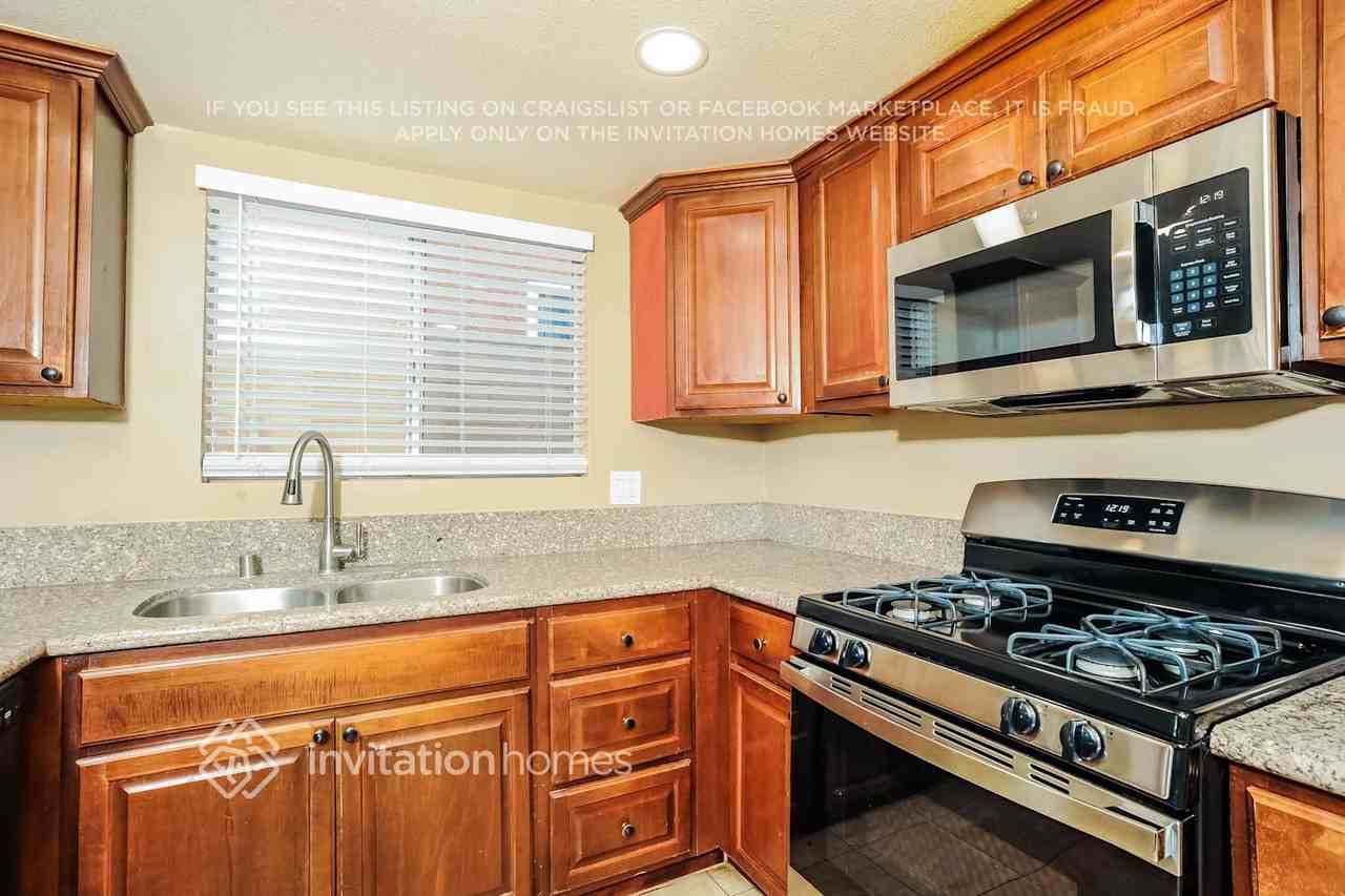 9532 San Miguel Ave - Photo 6 of 17