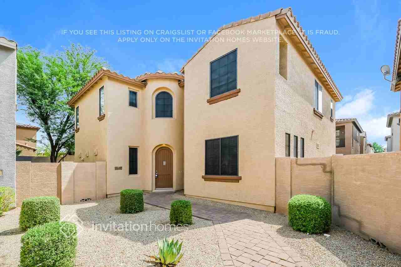 2370 West Sleepy Ranch Road - Photo 2 of 15