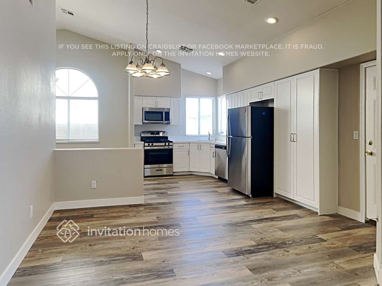 3818 Passionfruit St - Photo 7 of 19