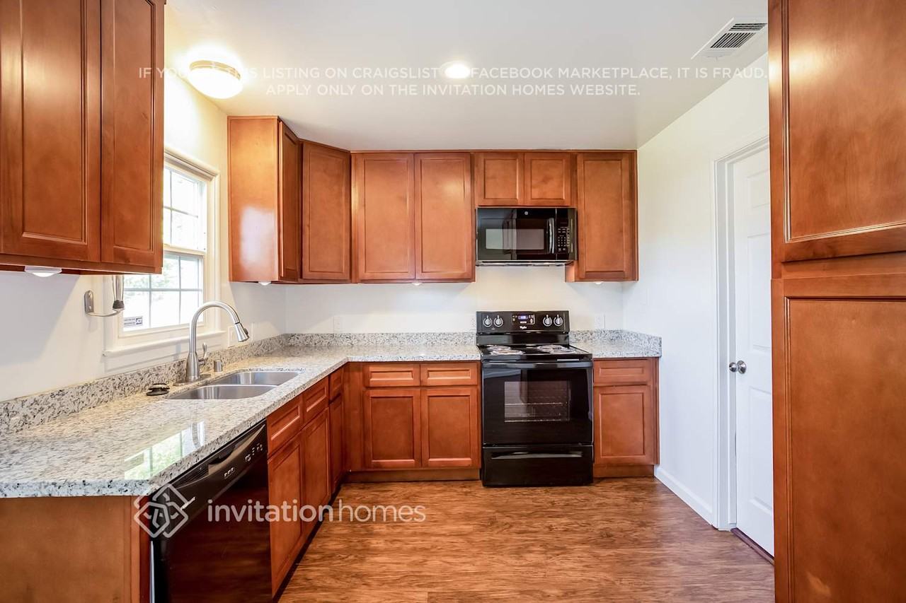 548 B Street - Photo 6 of 21