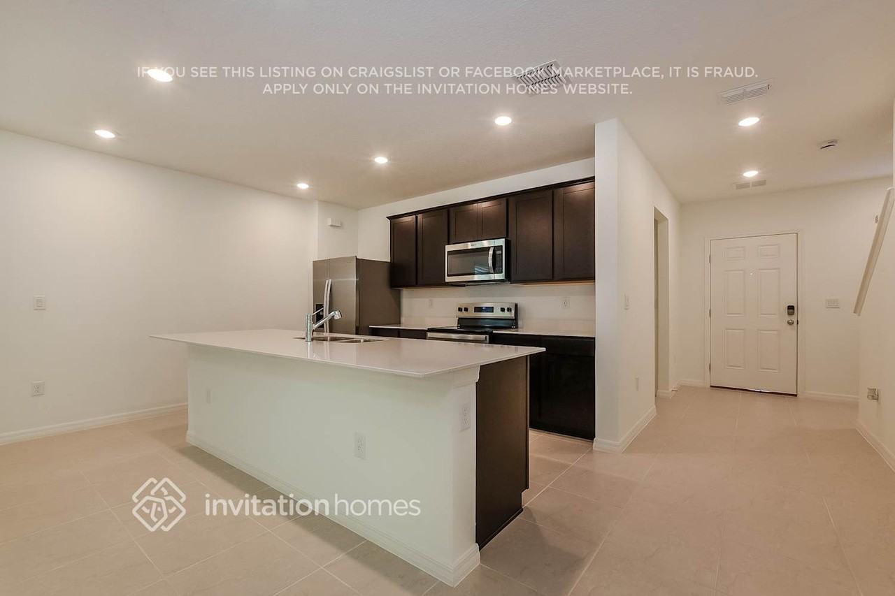 5826 Sagebrush Aly - Photo 7 of 19