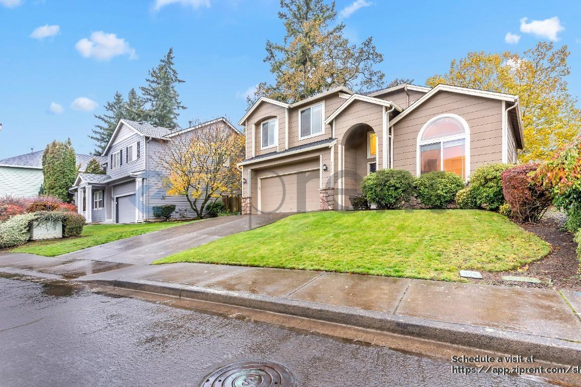 2202 Southeast 187th Avenue - Photo 2 of 24