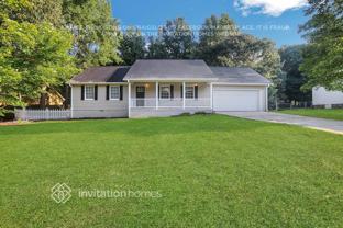 215 Winston Dr - Photo 1 of 1