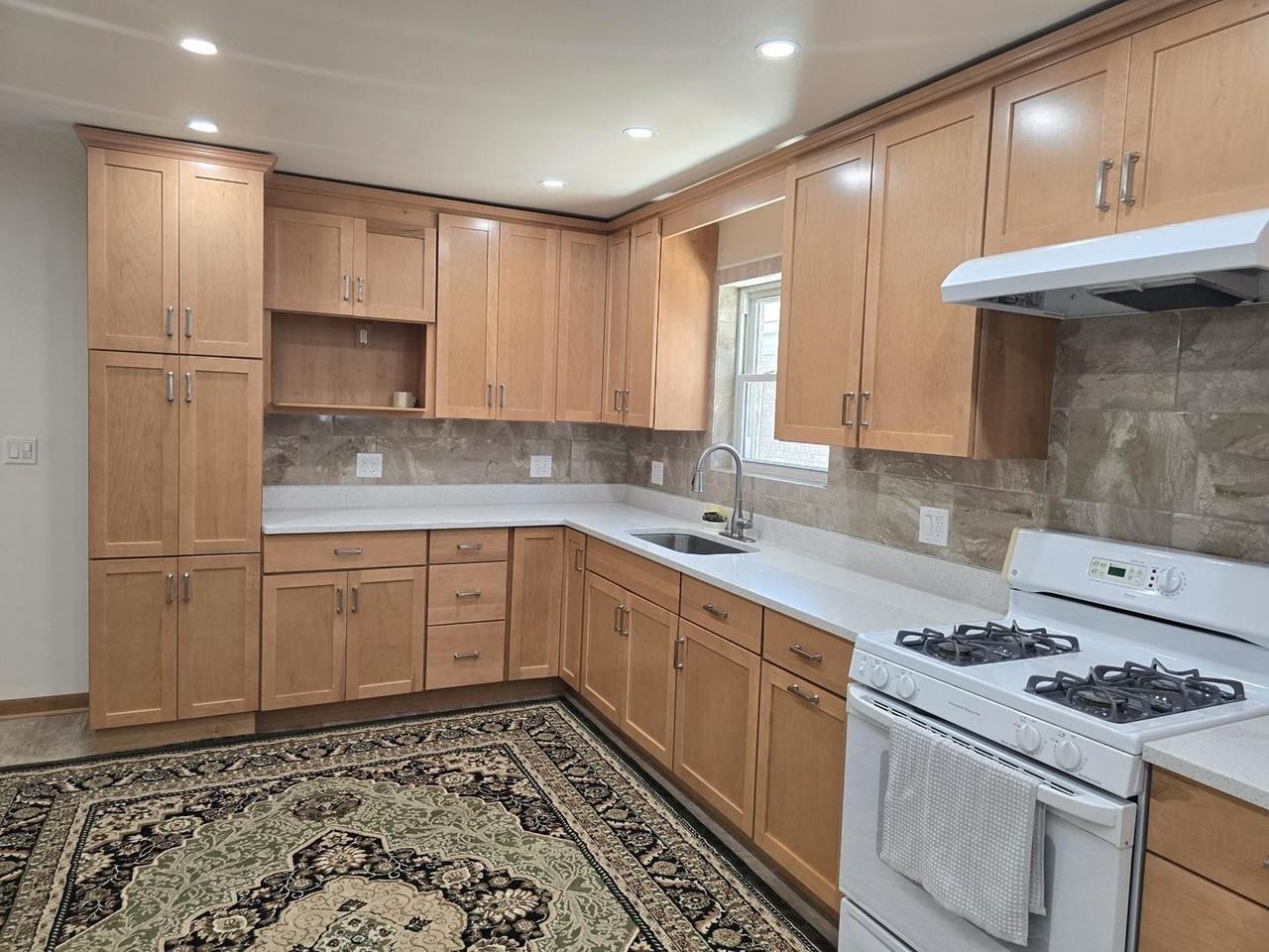 5151 N Meade Ave - Photo 6 of 16