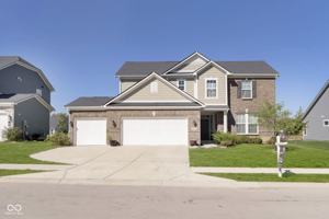 featured image of 11916 Redpoll Trl