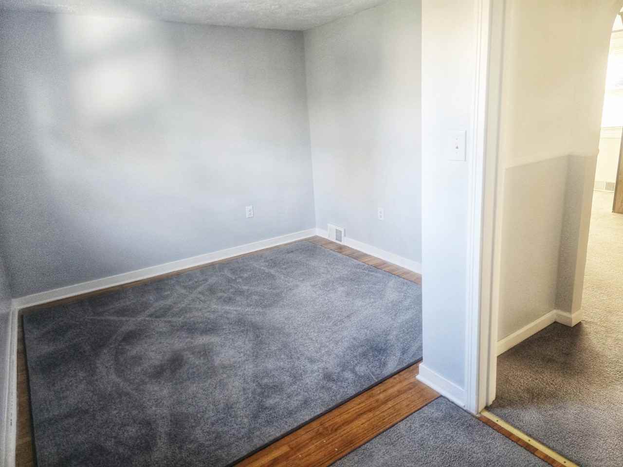 190 Clover Pl Uppr - Photo 6 of 14