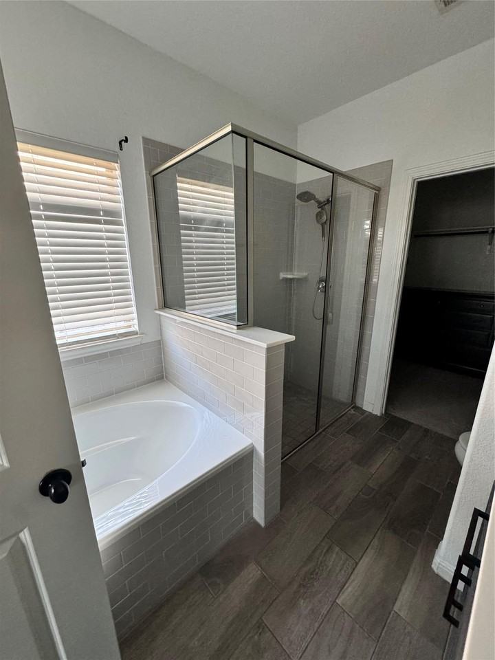 Carrizo Springs Path - Photo 6 of 13