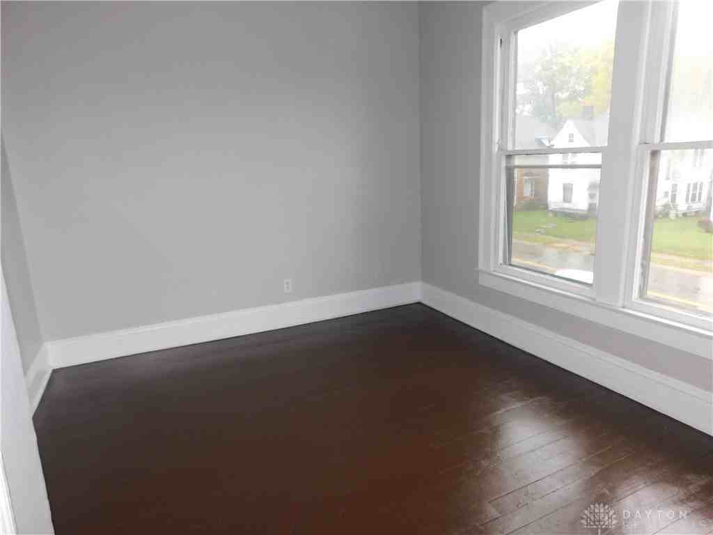 40 E Ward St ##B - Photo 4 of 13