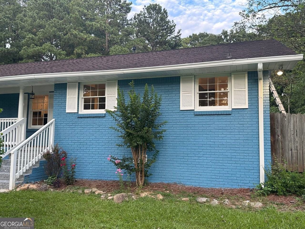 6322 W Fayetteville Rd - Photo 3 of 48