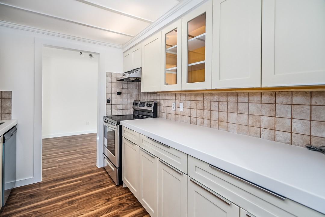 8760 Number 1 Road - Photo 4 of 21