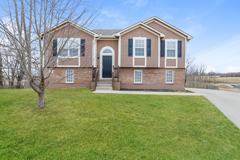 712 Hibiscus Circle - Photo 1 of 1