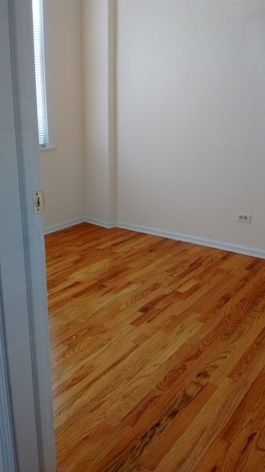 W Buena Ave & N Sheridan Rd - Photo 4 of 8