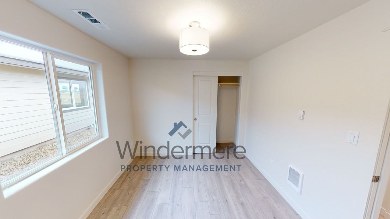 Avery Estates - Photo 7 of 13