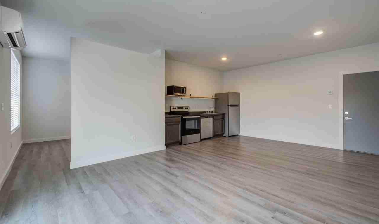 The Madison - Photo 5 of 50