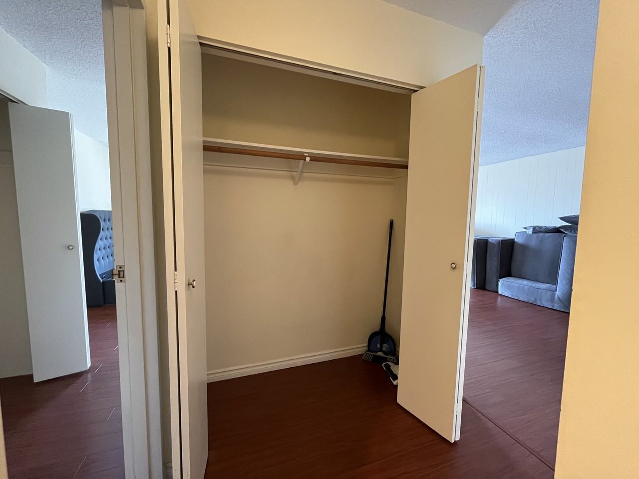 11816 88 Avenue #303 - Photo 3 of 9