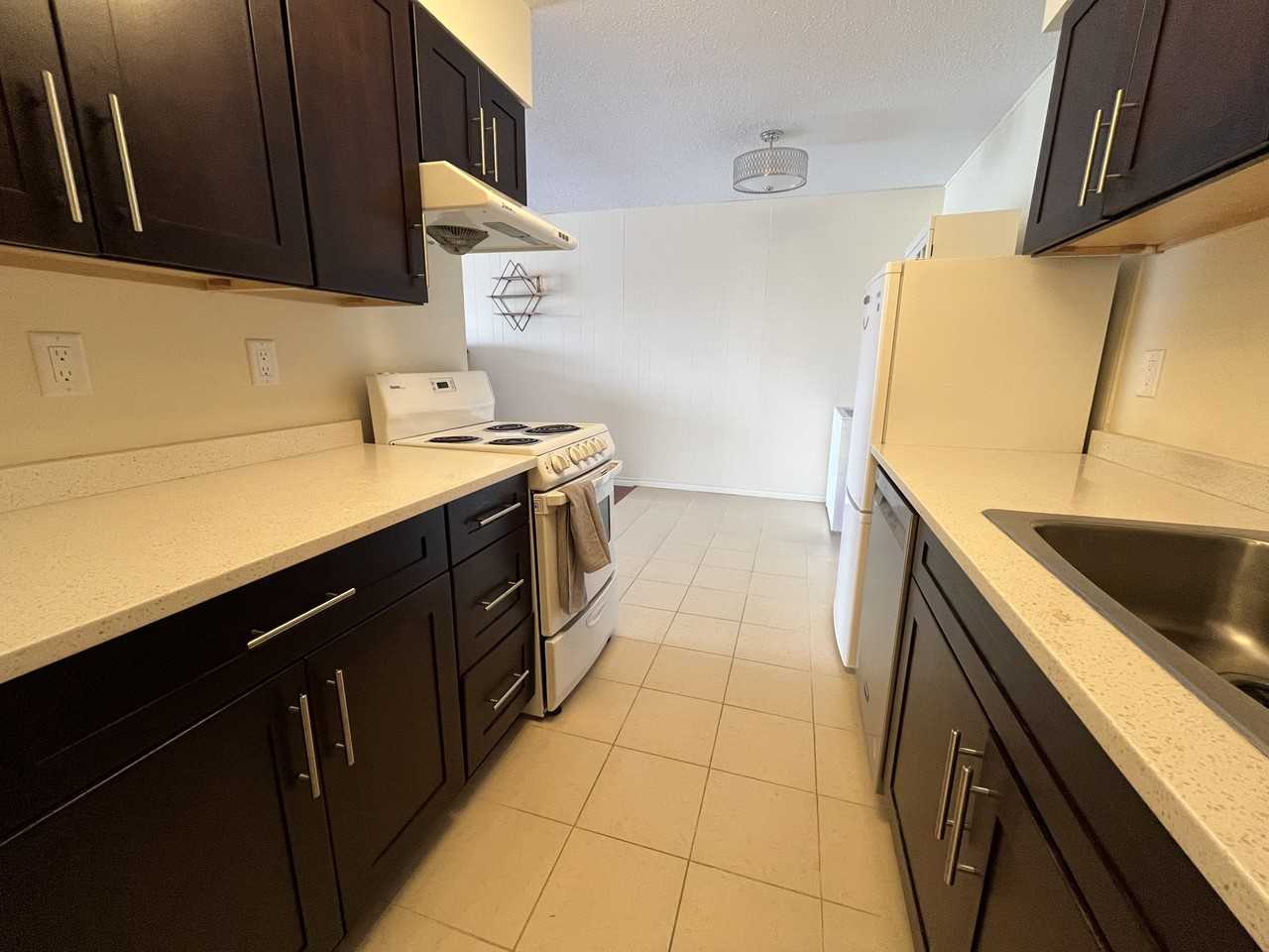 11816 88 Avenue #303 - Photo 6 of 9