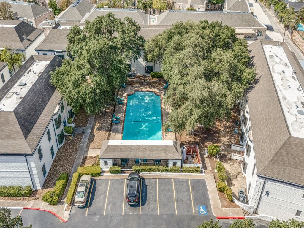 The Landmark at Alamo Heights - Photo 3 of 23