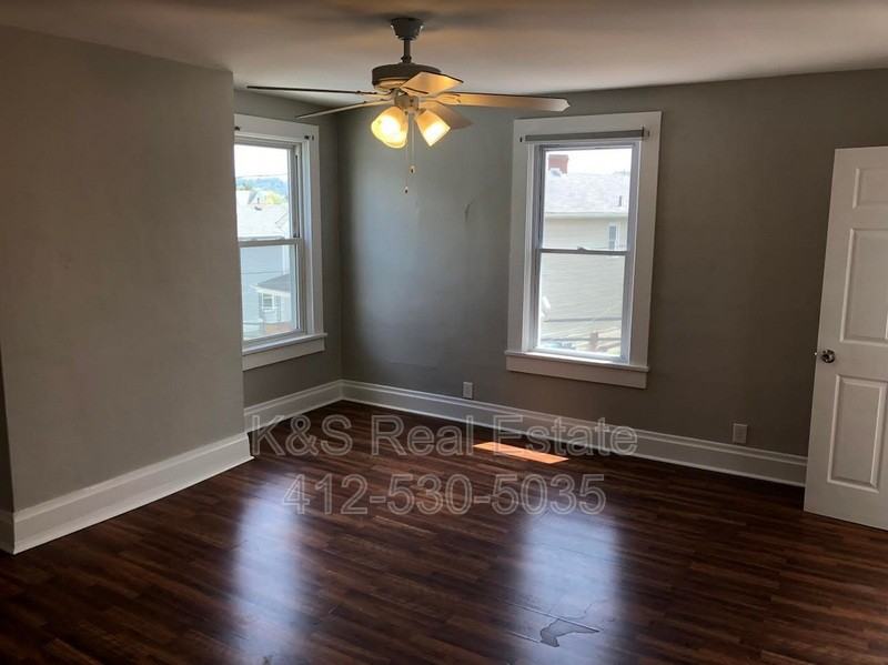 230 Magazine St - Photo 5 of 10