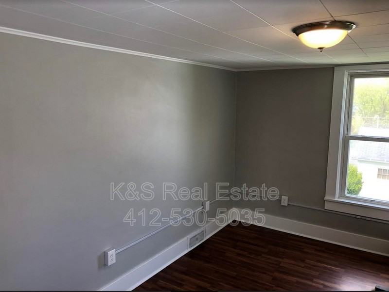 230 Magazine St - Photo 7 of 10