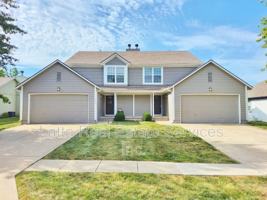 featured image of 621 Ne Swann Cir