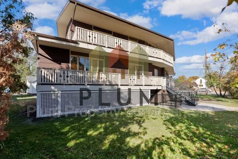 705 Cleveland St #1 - Photo 3 of 33