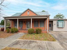 featured image of 310 W Broad St #B