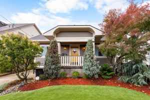 featured image of 3803 Se 65th Ave #A