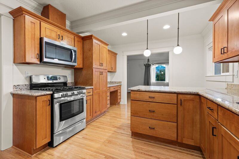 3803 Se 65th Ave #A - Photo 2 of 29