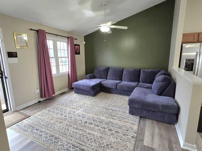 4612 Raspberry Patch Ln - Photo 4 of 17