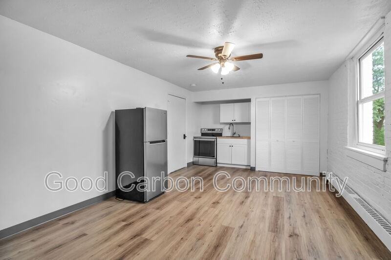 2641 Spring St #17 - Photo 2 of 12