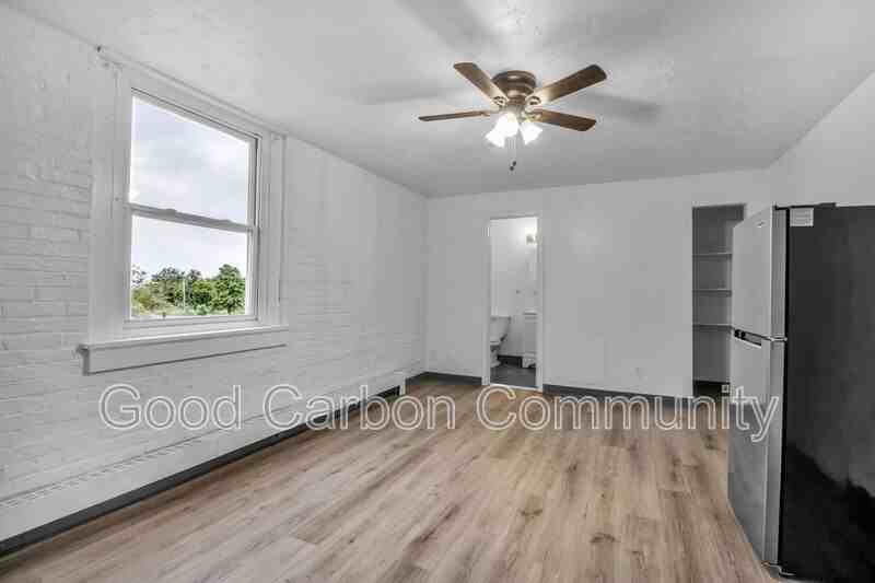 2641 Spring St #17 - Photo 5 of 12