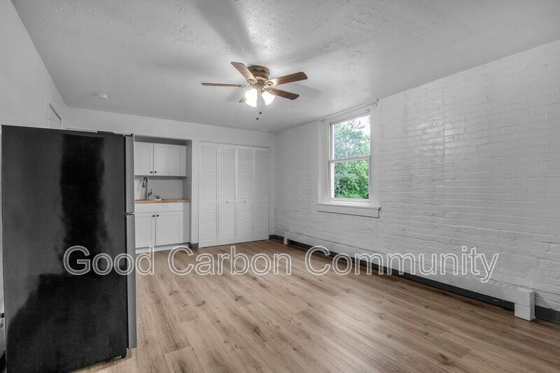 2641 Spring St #17 - Photo 7 of 12