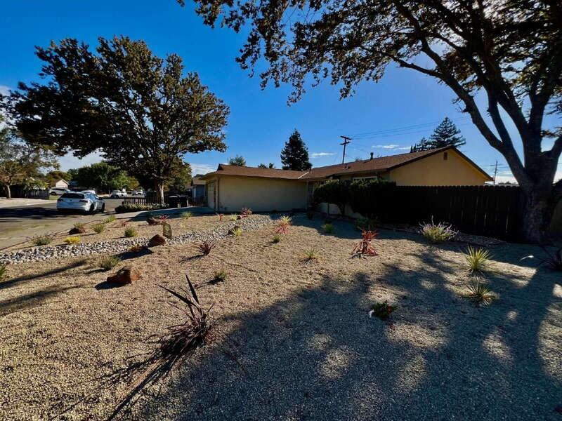 2459 Gulf Dr - Photo 2 of 27